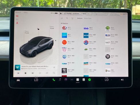 Used 2023 Tesla Model Y Long Range image 23