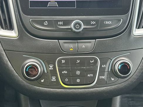 Used 2023 Chevrolet Malibu LT image 22