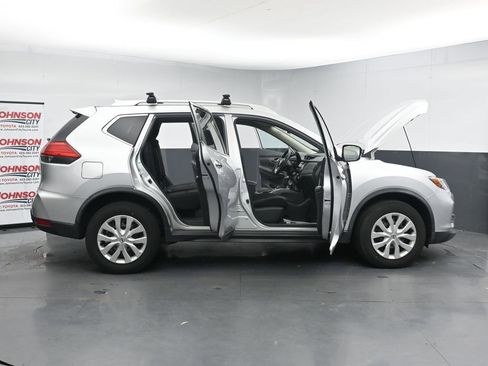 Used 2017 Nissan Rogue S w/ S Appearance Package AWD/4WD image 41