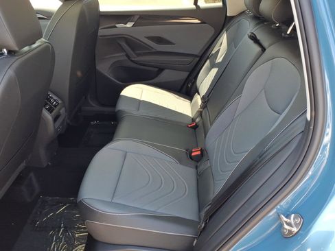 New 2026 Volkswagen Tiguan SE FWD image 15