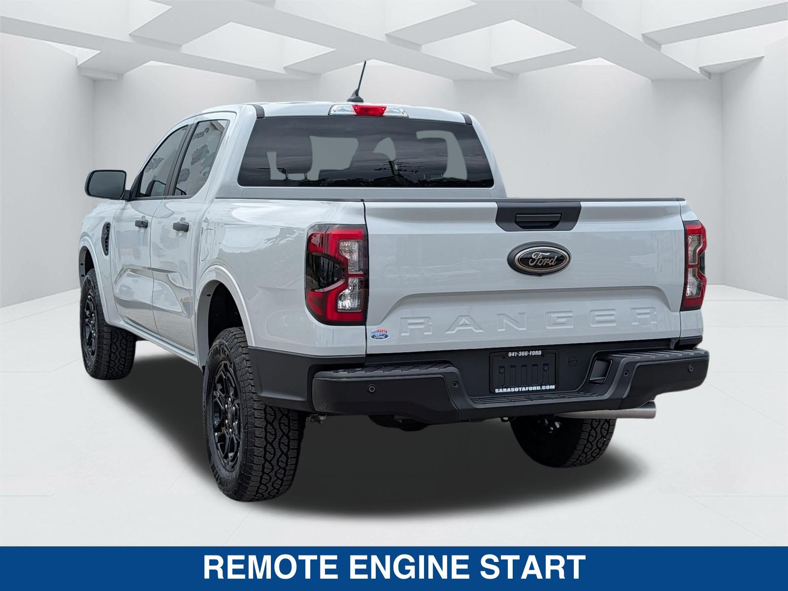 New 2026 Ford Ranger XLT w/ Black Appearance Package RWD image 8