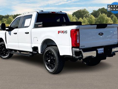 Used 2023 Ford F250 XL w/ FX4 Off-Road Package image 11
