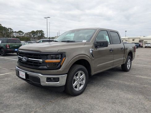 New 2026 Ford F150 XLT w/ Equipment Group 301A Standard image 8