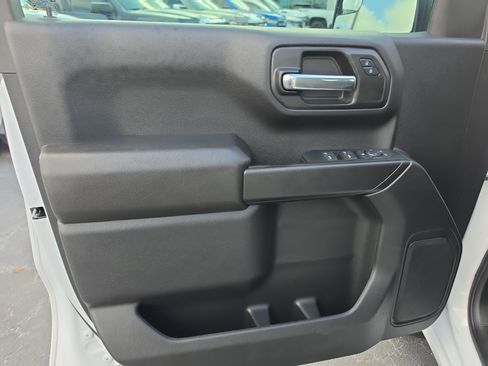 Used 2024 Chevrolet Silverado 1500 Custom w/ Turbomax Blackout Package RWD image 17