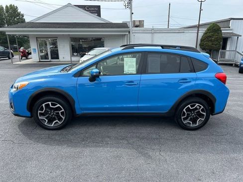 Used 2016 Subaru Crosstrek 2.0i Limited image 3