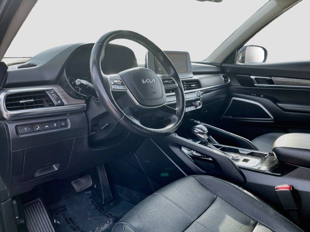Used 2022 Kia Telluride EX w/ EX Premium Package AWD/4WD image 9