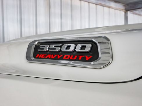 Used 2023 RAM 3500 Limited AWD/4WD image 55