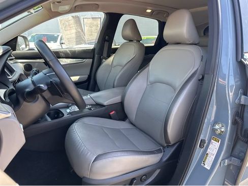 Used 2023 INFINITI QX50 Luxe FWD image 6