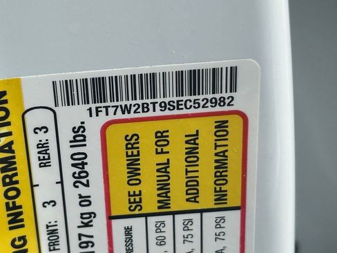 Used 2025 Ford F250 XLT image 44