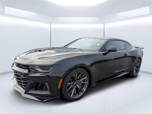 Used 2023 Chevrolet Camaro ZL1 image 7