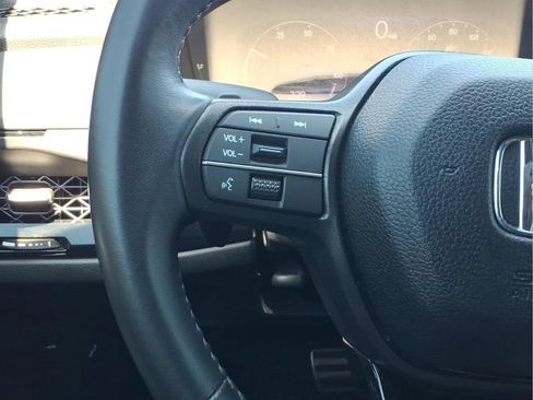 Used 2025 Honda Accord Sport image 23