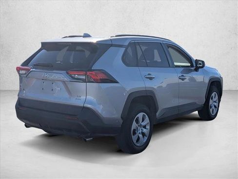 Used 2021 Toyota RAV4 LE w/ Carpet Mat Package (TMS) image 5