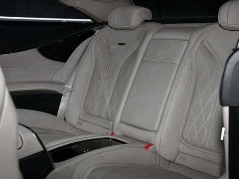 Used 2017 Mercedes-Benz S 63 AMG 4MATIC Coupe image 37