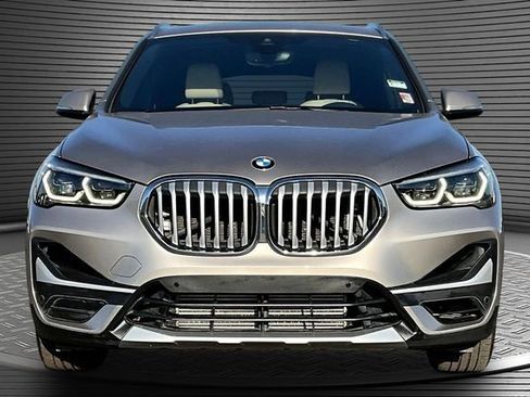 Used 2021 BMW X1 xDrive28i w/ Premium Package AWD/4WD image 2