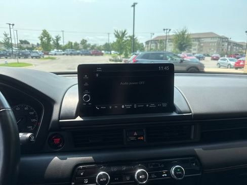 Certified 2025 Honda Pilot TrailSport image 14