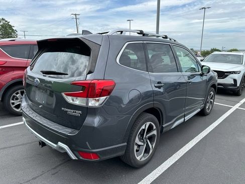 Used 2022 Subaru Forester Touring w/ Popular Package #2 AWD/4WD image 5