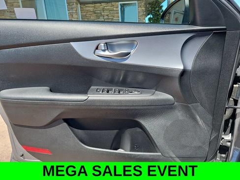 Used 2023 Kia Forte LXS w/ LXS Technology Package FWD image 25
