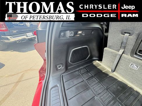 Used 2022 Jeep Grand Cherokee L Limited AWD/4WD image 12