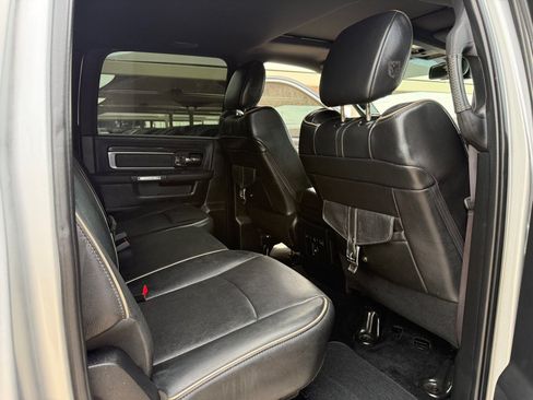 Used 2016 RAM 3500 Laramie Longhorn AWD/4WD image 19