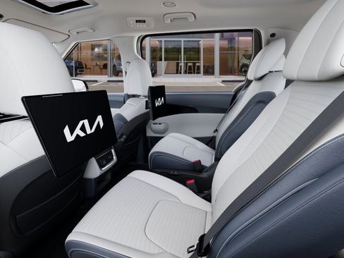 New 2026 Kia Carnival SX Prestige FWD image 18