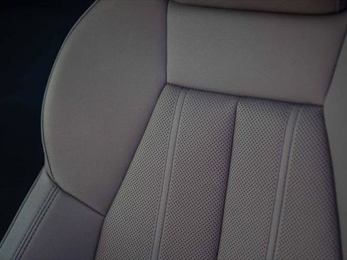 Certified 2025 Audi Q5 Premium Plus w/ Premium Plus AWD/4WD image 30