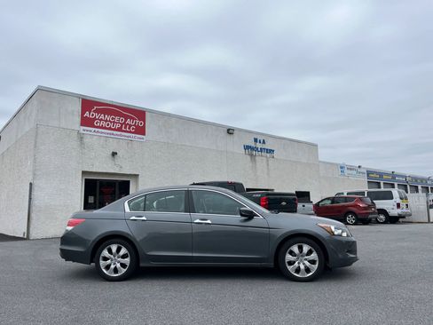 Used 2009 Honda Accord EX-L image 2