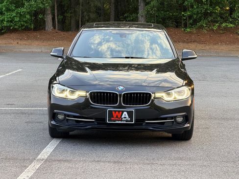 Used 2017 BMW 330i Sedan image 4