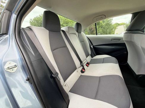 Used 2023 Toyota Corolla LE w/ LE Convenience Package FWD image 17