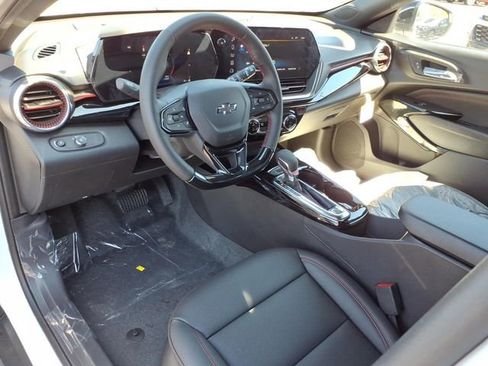 New 2026 Chevrolet Trax RS w/ Driver Confidence Package FWD image 5