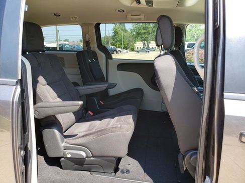 Used 2017 Dodge Grand Caravan SE w/ Power Window Group image 17