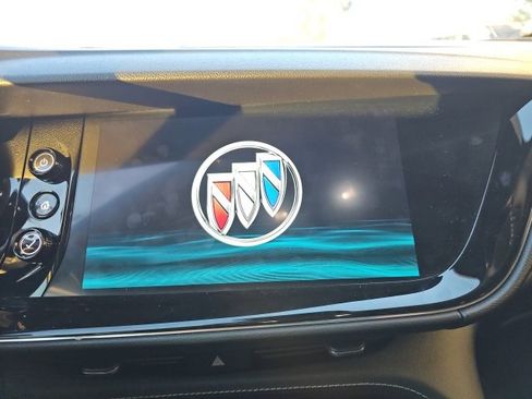 Used 2023 Buick Envision Avenir image 14