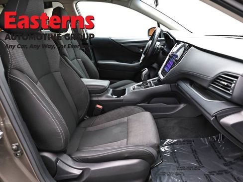 Used 2022 Subaru Outback Premium image 23
