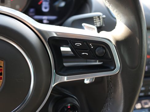 Used 2018 Porsche 718 Cayman S image 19