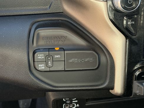 Used 2024 RAM 2500 Laramie w/ Safety Group image 23