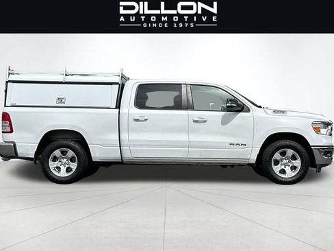 Used 2022 RAM 1500 Big Horn AWD/4WD image 3