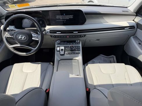 Certified 2024 Hyundai Palisade SEL w/ Premium Package AWD/4WD image 13
