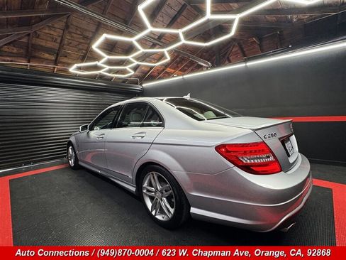 Used 2012 Mercedes-Benz C 250 Sedan image 4