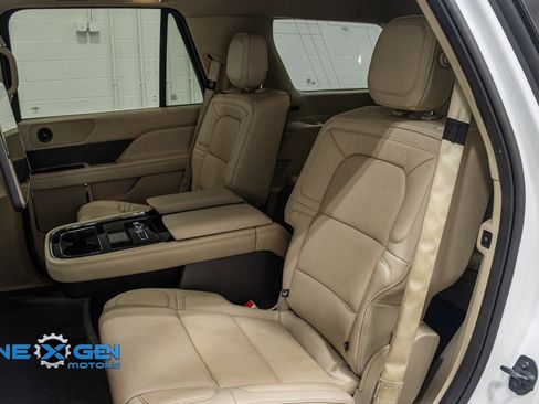 Used 2020 Lincoln Navigator Reserve w/ Equipment Group 208A Reserve image 33