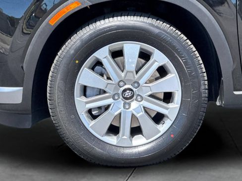 Used 2024 Hyundai Palisade SEL FWD image 29