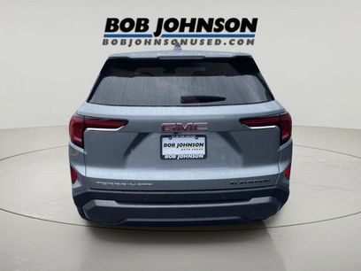 Used 2025 GMC Terrain Elevation