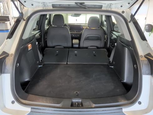 Used 2025 Chevrolet TrailBlazer LS w/ LS Convenience Package image 30