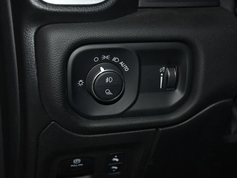Used 2023 RAM 1500 Big Horn AWD/4WD image 12