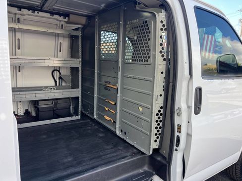 Used 2021 Chevrolet Express 2500 w/ Driver Convenience Package image 18