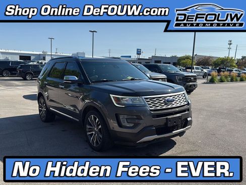 Used 2017 Ford Explorer Platinum AWD/4WD image 1