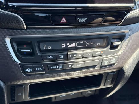 Used 2025 Honda Ridgeline RTL image 5