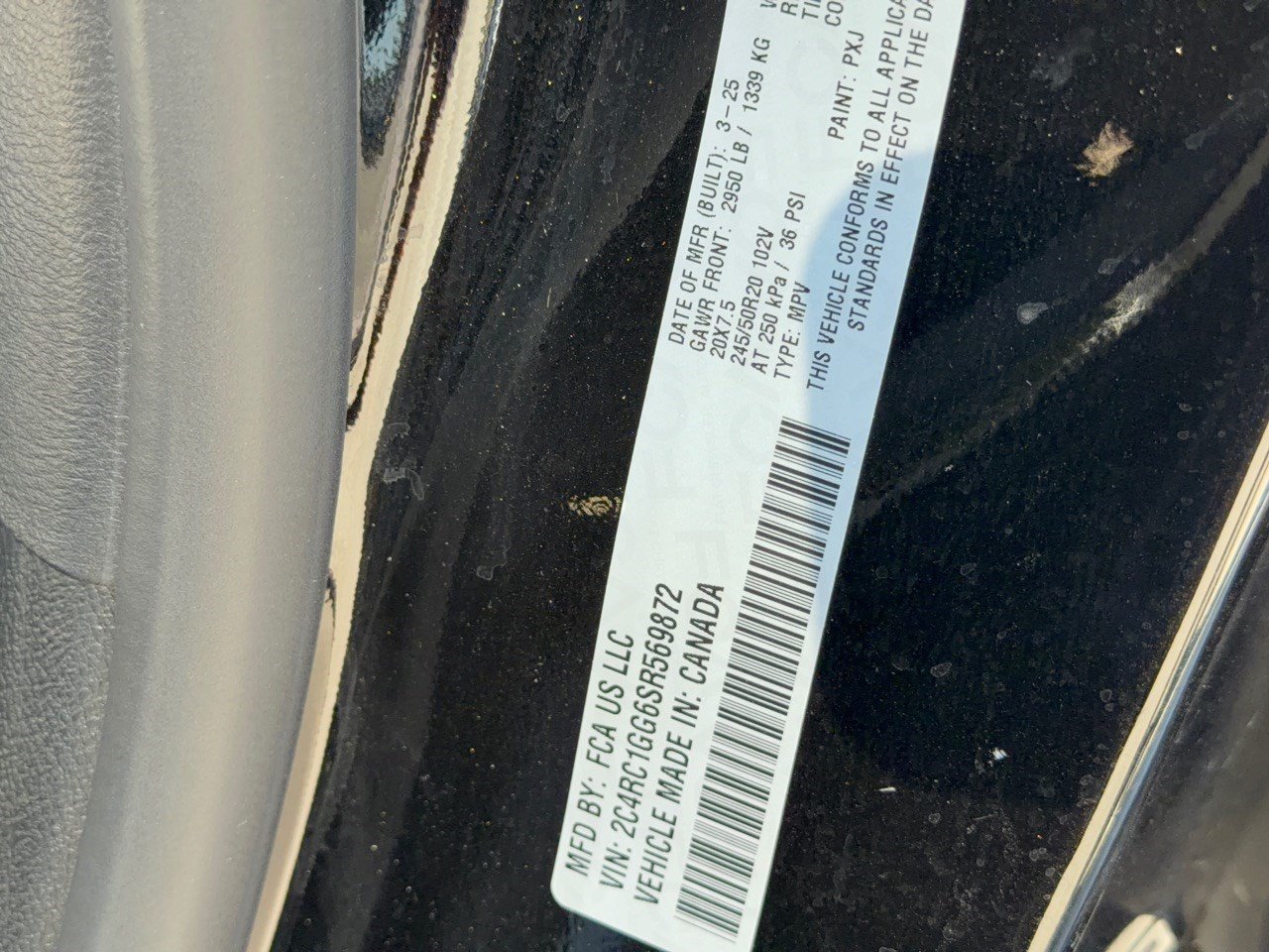 Used 2025 Chrysler Pacifica Limited FWD image 31