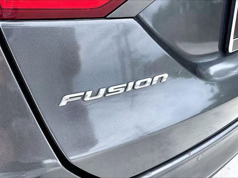 Used 2015 Ford Fusion SE w/ Equipment Group 202A image 28