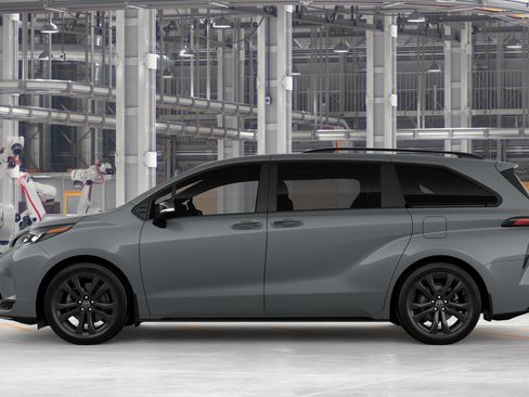 New 2026 Toyota Sienna XSE FWD image 4