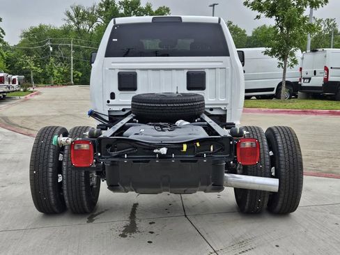 New 2026 RAM 3500 Tradesman AWD/4WD image 4
