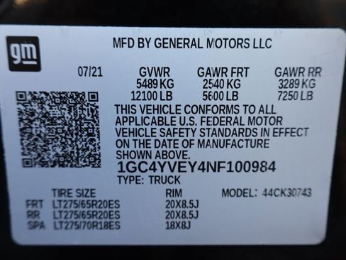 Used 2022 Chevrolet Silverado 3500 High Country w/ Safety Package II AWD/4WD image 46
